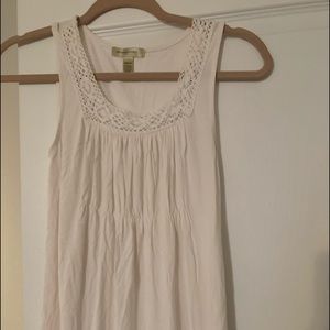 Beautiful white tank top $10 OBO